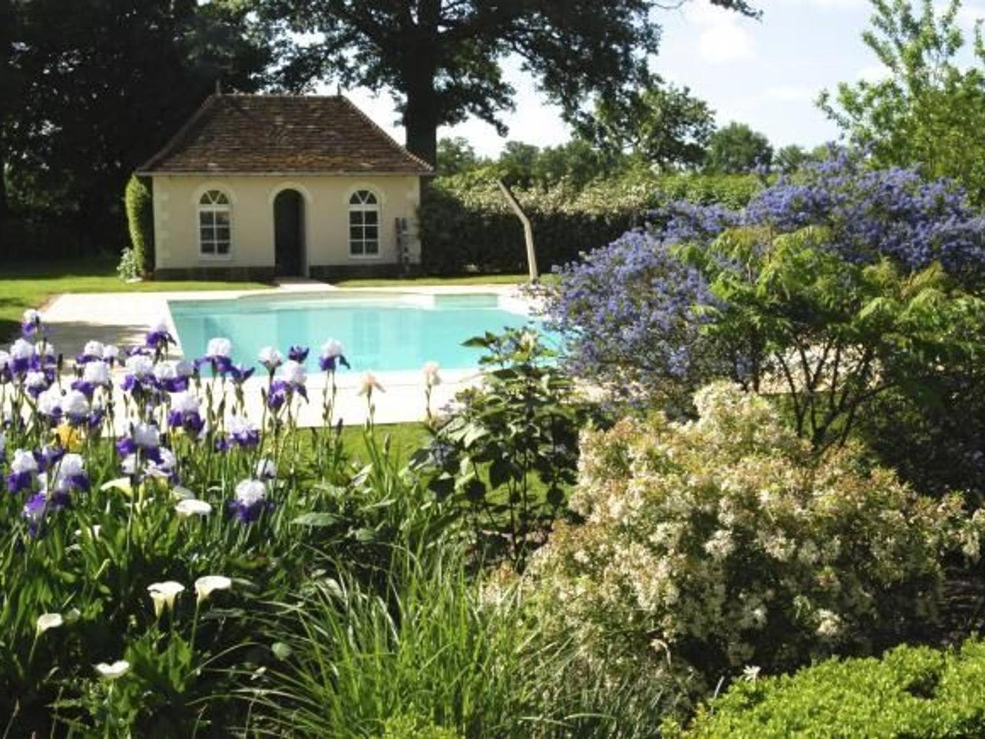 Gite Charmant Avec Piscine Chauffee, Tennis Et Jardin Pres De Beaumont-Sur-Sarthe - Fr-1-410-214 Maresché Exterior foto