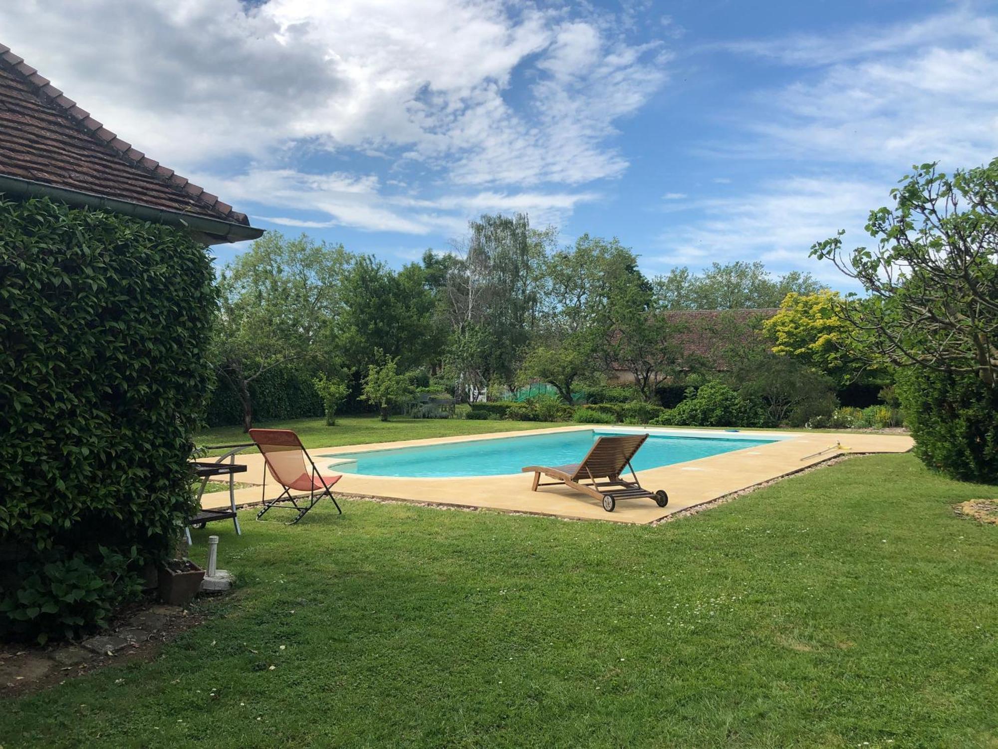 Gite Charmant Avec Piscine Chauffee, Tennis Et Jardin Pres De Beaumont-Sur-Sarthe - Fr-1-410-214 Maresché Exterior foto